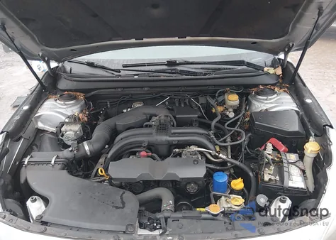 2015 Subaru Outback 2.5I Premium z USA, uszkodzony, nr VIN 4S4BSADCXF3277092